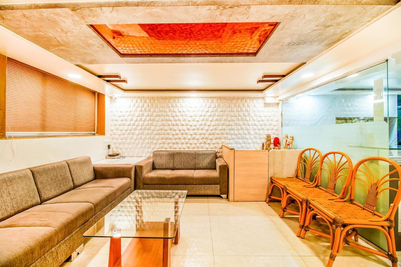 Mukesh Residency Hotel Púna Kültér fotó