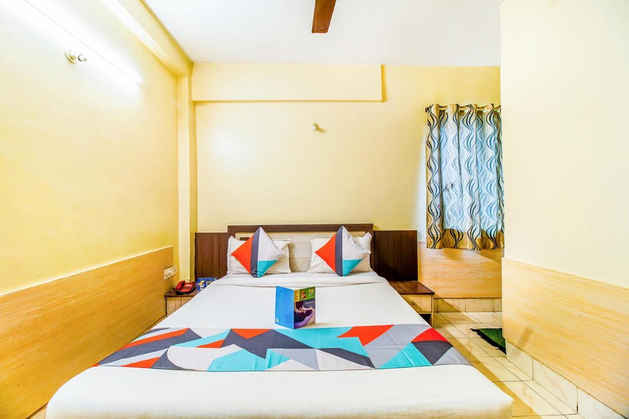 Mukesh Residency Hotel Púna Kültér fotó