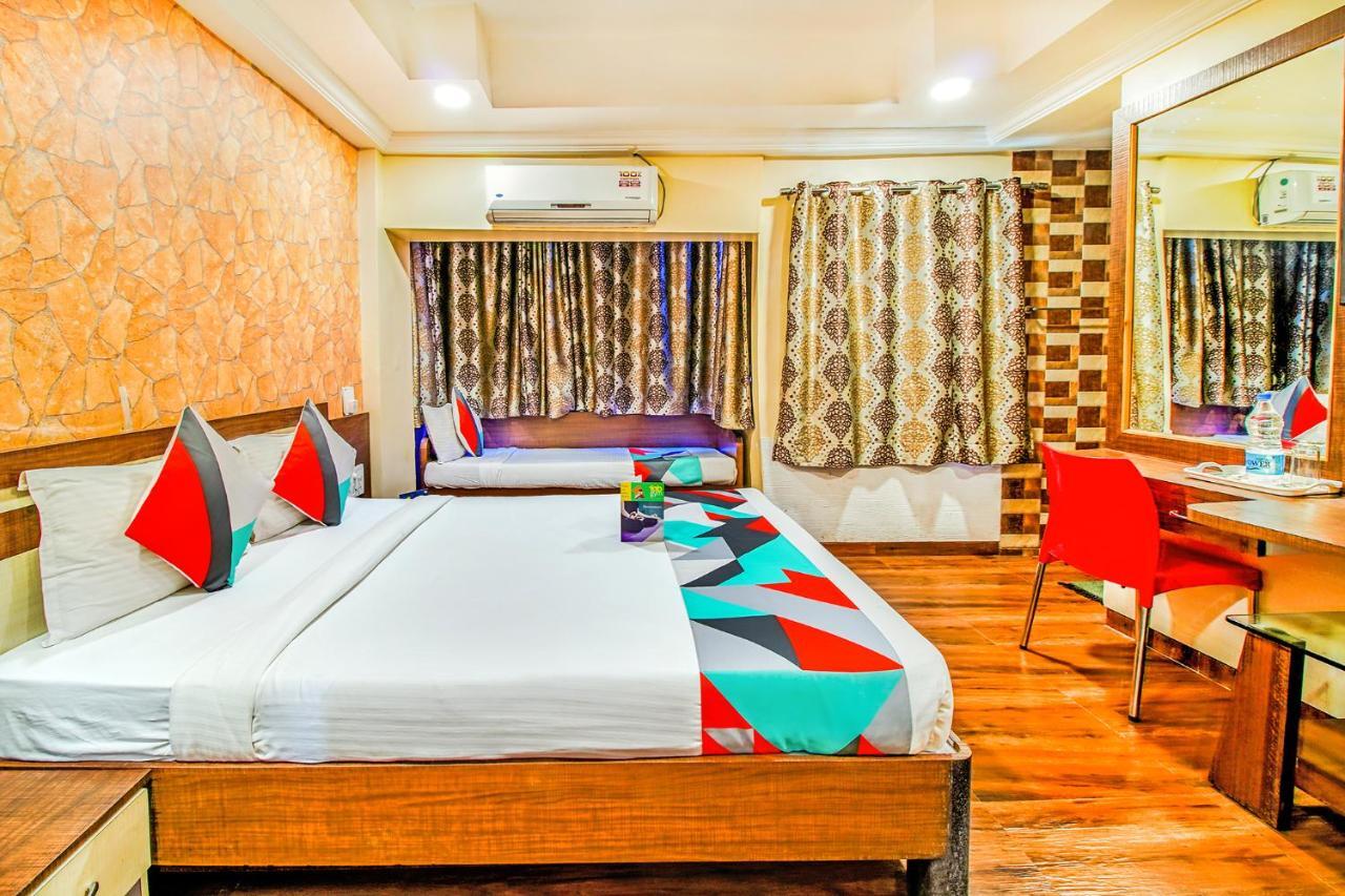 Mukesh Residency Hotel Púna Kültér fotó