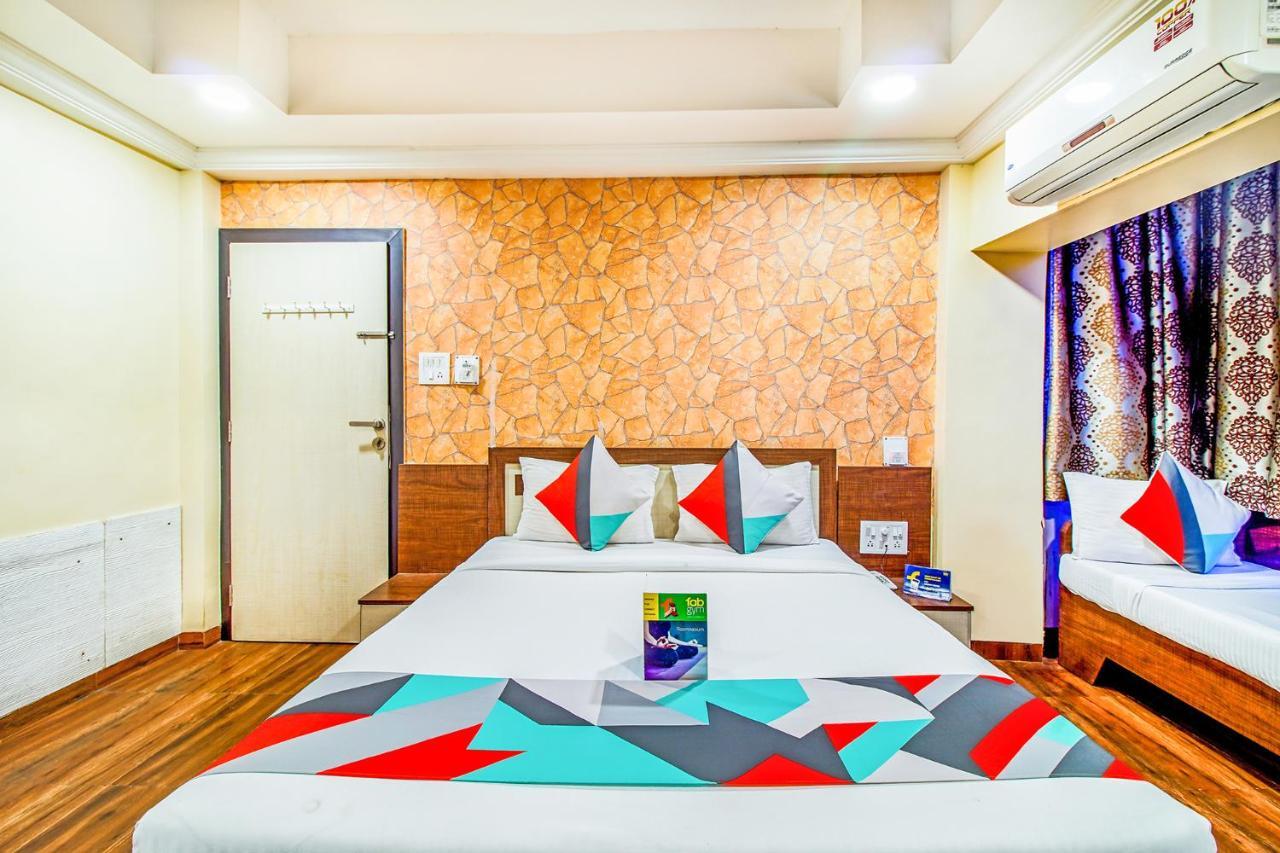 Mukesh Residency Hotel Púna Kültér fotó